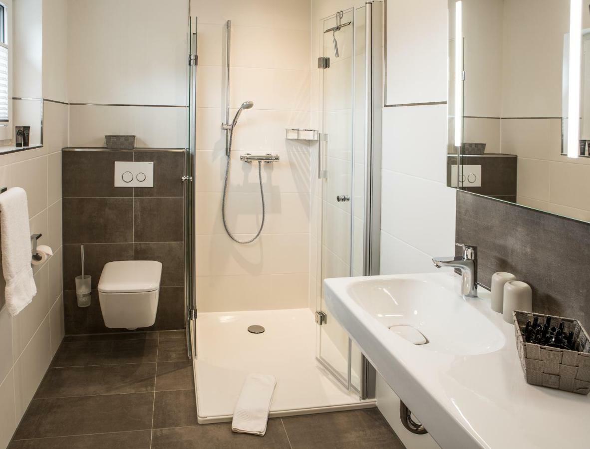 Ferienwohnung Zur Schoenen Aussicht-Rueters Parkhotel Вилинген Екстериор снимка